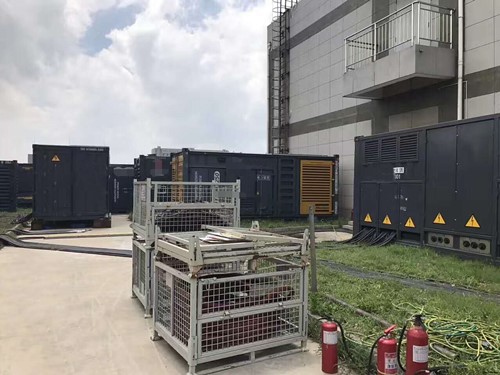 城西除了定期检查，还有哪些方法可以及时发现接触式转速表探头的磨损？